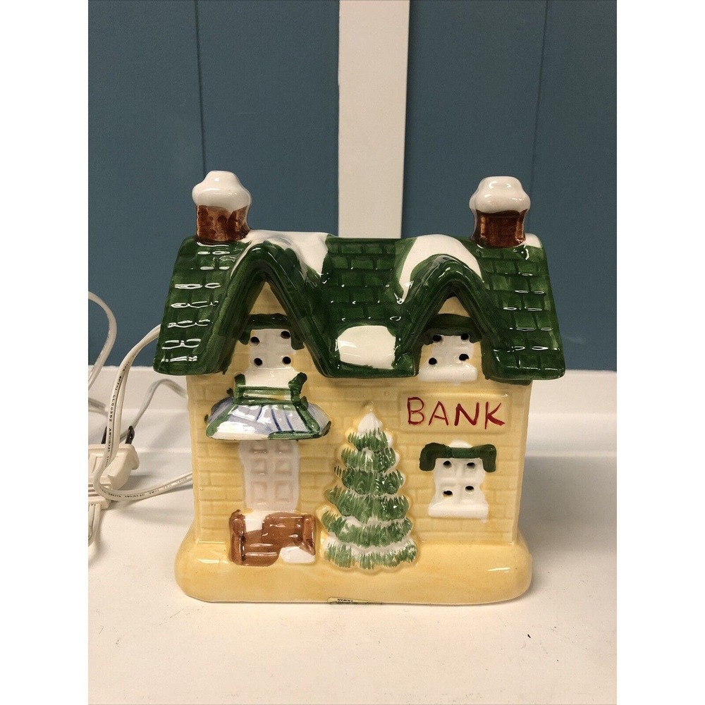 Vtg Enesco Ceramic BANK‎ With Lights By Classic Living Christmas Collection